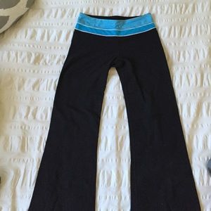 Lululemon groove pant size 6