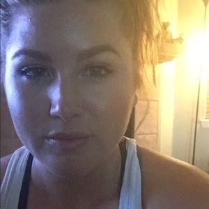 Meet your Posher, Shelby