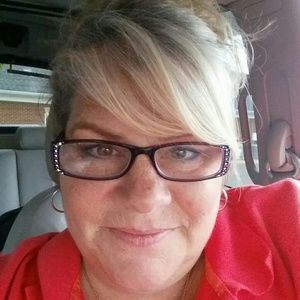 Meet your Posher, Darlene