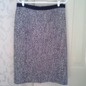 Tallbots boucle skirt