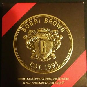 New Limited Edition Bobbi Brown Highlight Powder