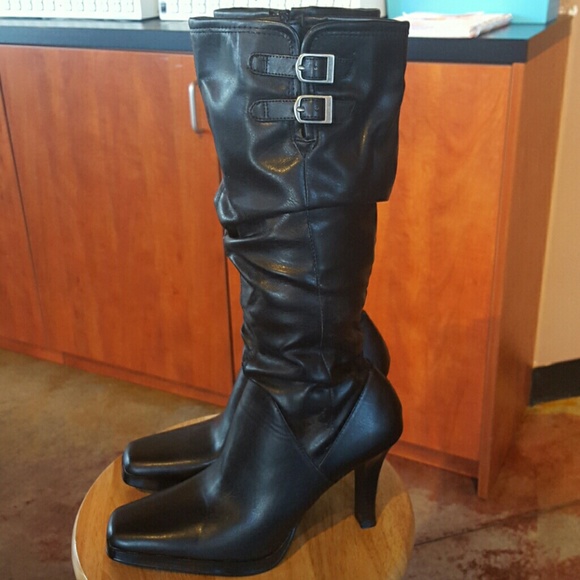Shoes - Black boots