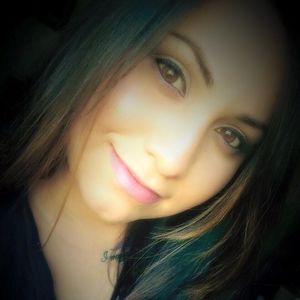 Meet your Posher, Vanessa