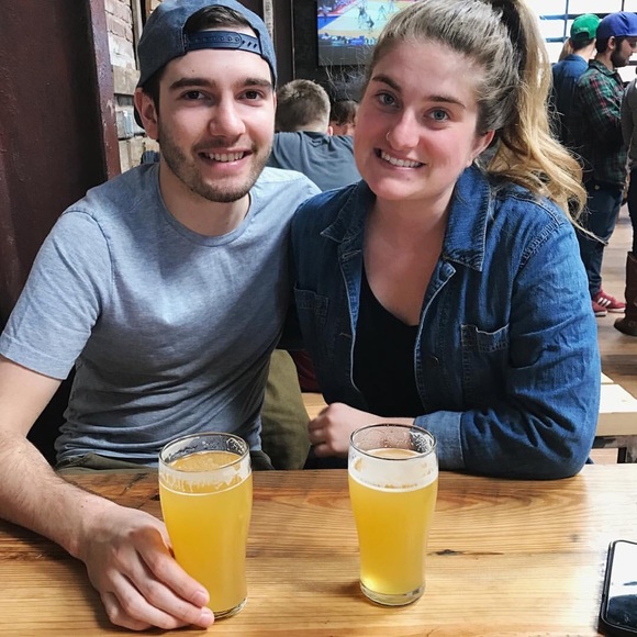 Meet your Posher, Ashley - Picture 2 of 5