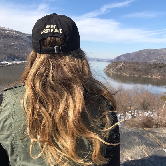 Meet your Posher, Ashley - Picture 5 of 5