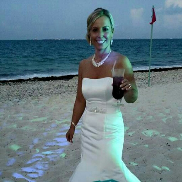 🌻Meet your Posher, Lori🌻 - Picture 3 of 3