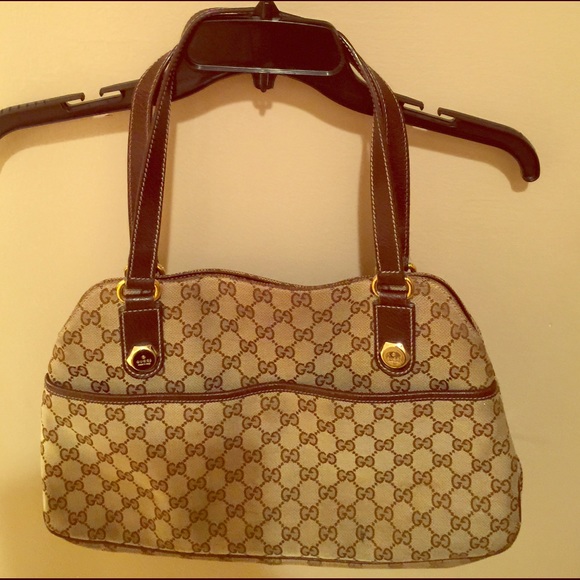 Authentic vintage Gucci signature bag
