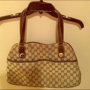 Authentic vintage Gucci signature bag