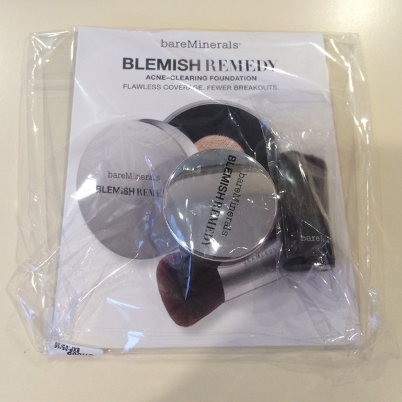 bareMinerals Blemish Remedy