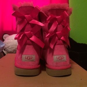 Used Pink Bailey Bow Uggs
