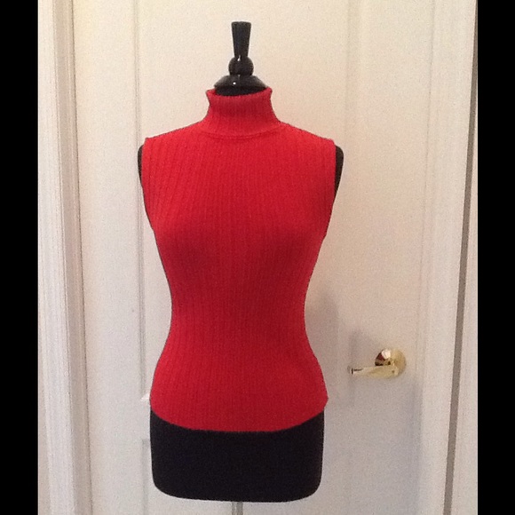 Red sleeveless turtleneck