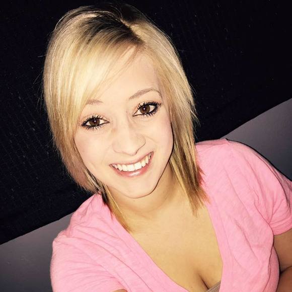 Meet your Posher, Kaylaa