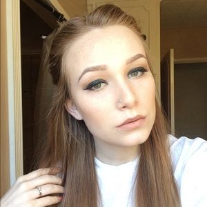 Meet your Posher, Alysa