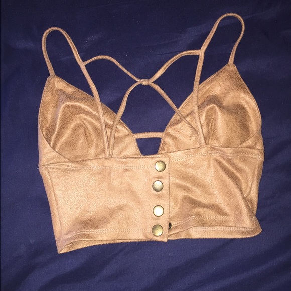 Top crop - Picture 2 of 3