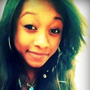 Meet your Posher, Briana