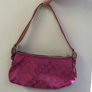 🎉✂️REDUCED✂️🎉. Coach purse