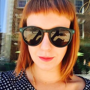 Meet your Posher, Corin