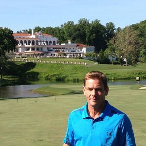 Meet your Posher, Lee