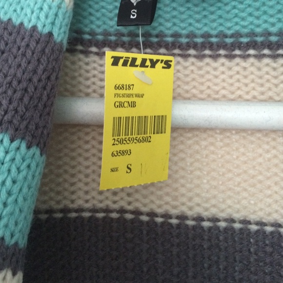 Tilly's cardigan - Picture 2 of 2