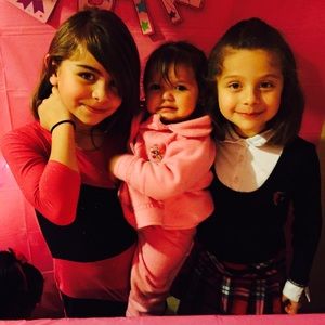 Meet your Posher, Maura