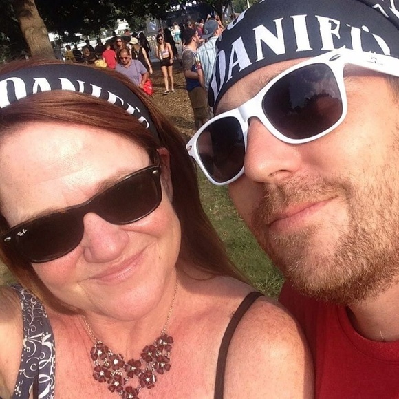 Preferred User, Posh Ambassador, Posh Mentor - Picture 3 of 4