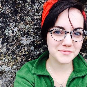 Meet your Posher, Cecilia