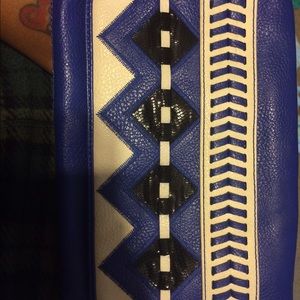 Jessica Simpson Crossbody/clutch