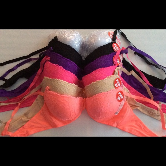 Mamia Accessories - 6 underwire Lace Push-up Bra's 36C nwt