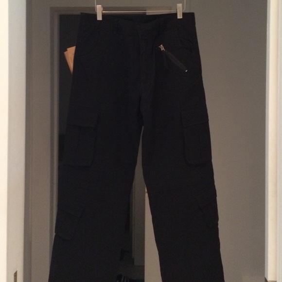 Men's Black Cargo Pants Size: 32