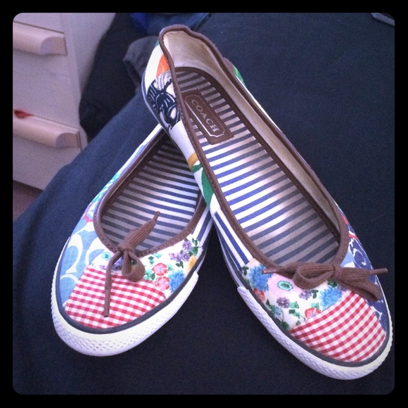 Coach flats - Picture 1 of 3