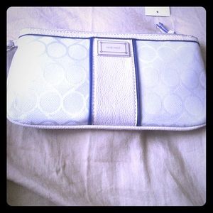 Nine West wristlet