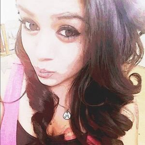 Meet your Posher, Rox