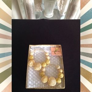 EVELYN LOZADA''S COLLECTOR'S SERIES HOOP EARRINGS