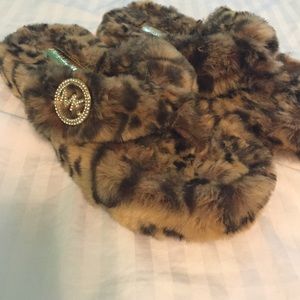 Michael Kors slippers