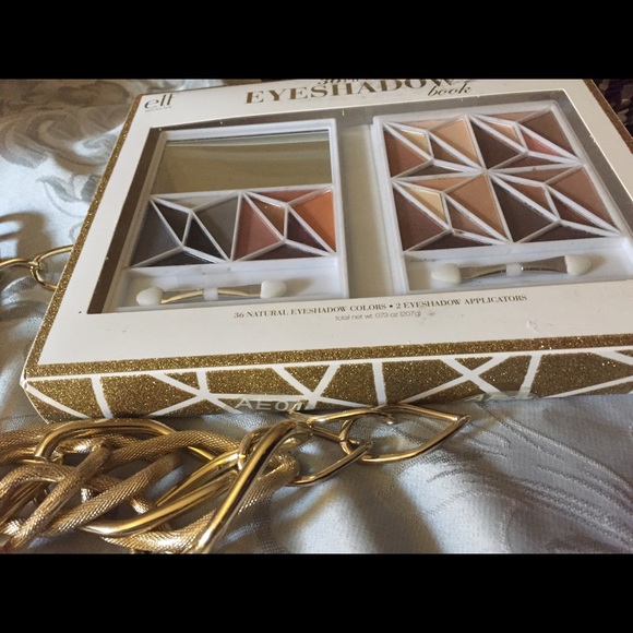 Sold - Picture 3 of 3