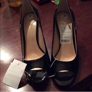 Cole Haan Peep toe kitten heel
