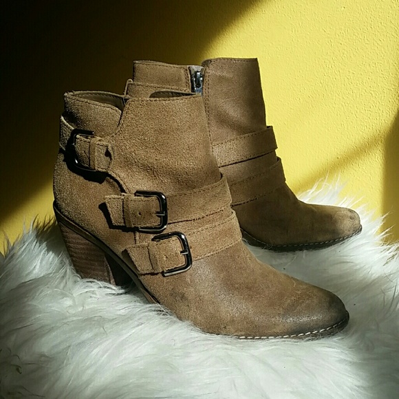 Dolce Vita ankle booties