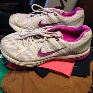 Nike womens structure 15 shoes 10