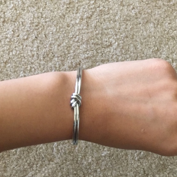 Anarchy street knot silver bracelet - Picture 2 of 2