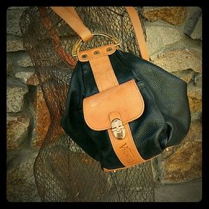 Valentina bucket bag