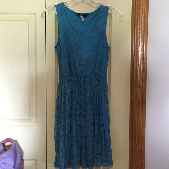 Blue flower lace dress