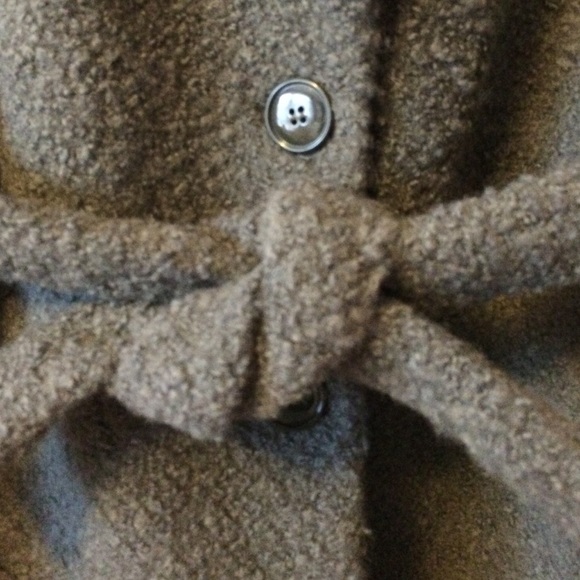 Authentic EMPORIO ARMANI Boucle Overcoat - Picture 4 of 4