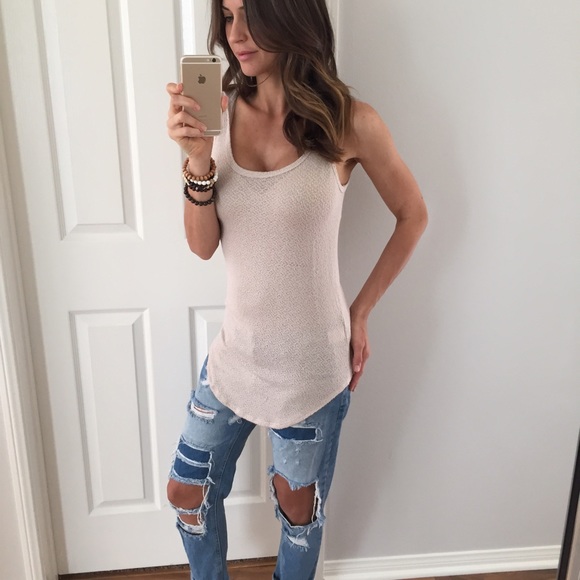Sold • Beige Knit Sleeveless Hoodie - Picture 3 of 4