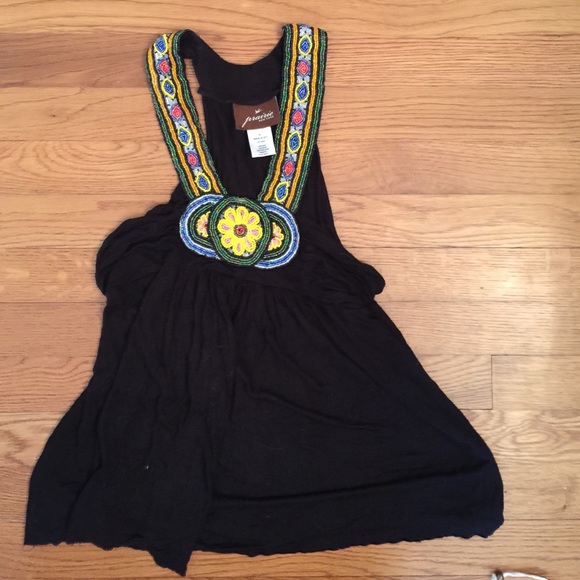 4 Shirt bundle! - Picture 4 of 4