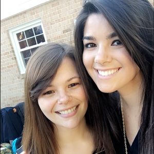 Meet your Posher, Lauren