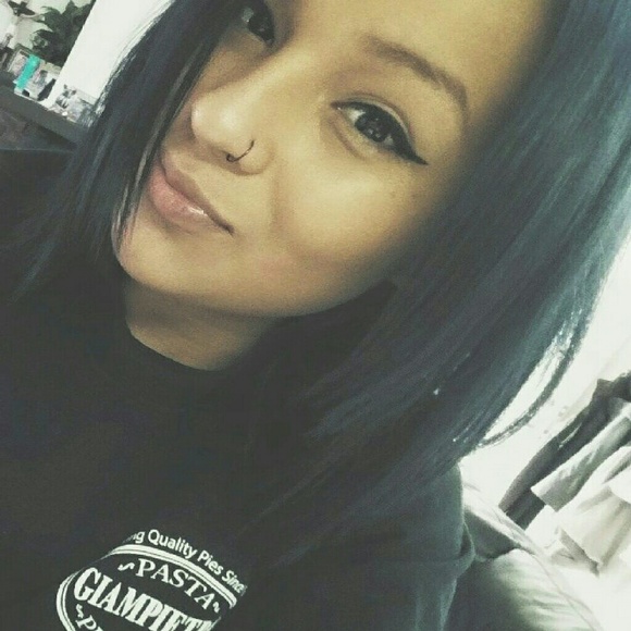 Meet your Posher, Natalie