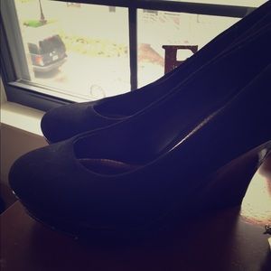 ‼️ REDUCED ‼️SIZE 8. UNLISTED HEELS.