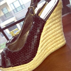 ‼️ REDUCED ‼️SIZE 8. SEQUIN WEDGE. ZIGIsoho.