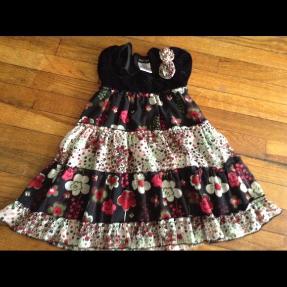 Toddler girls dress bundle👗 Old Navy, chaps ect - Picture 2 of 4