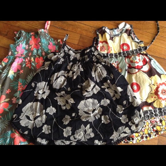 Toddler girls dress bundle👗 Old Navy, chaps ect - Picture 3 of 4